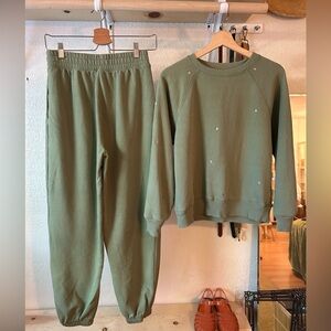 American Eagle Outfitters Women’s Green Matching Joggers Set